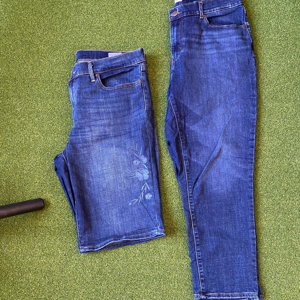 Levi’s Denim Shorts and Capris Size 33